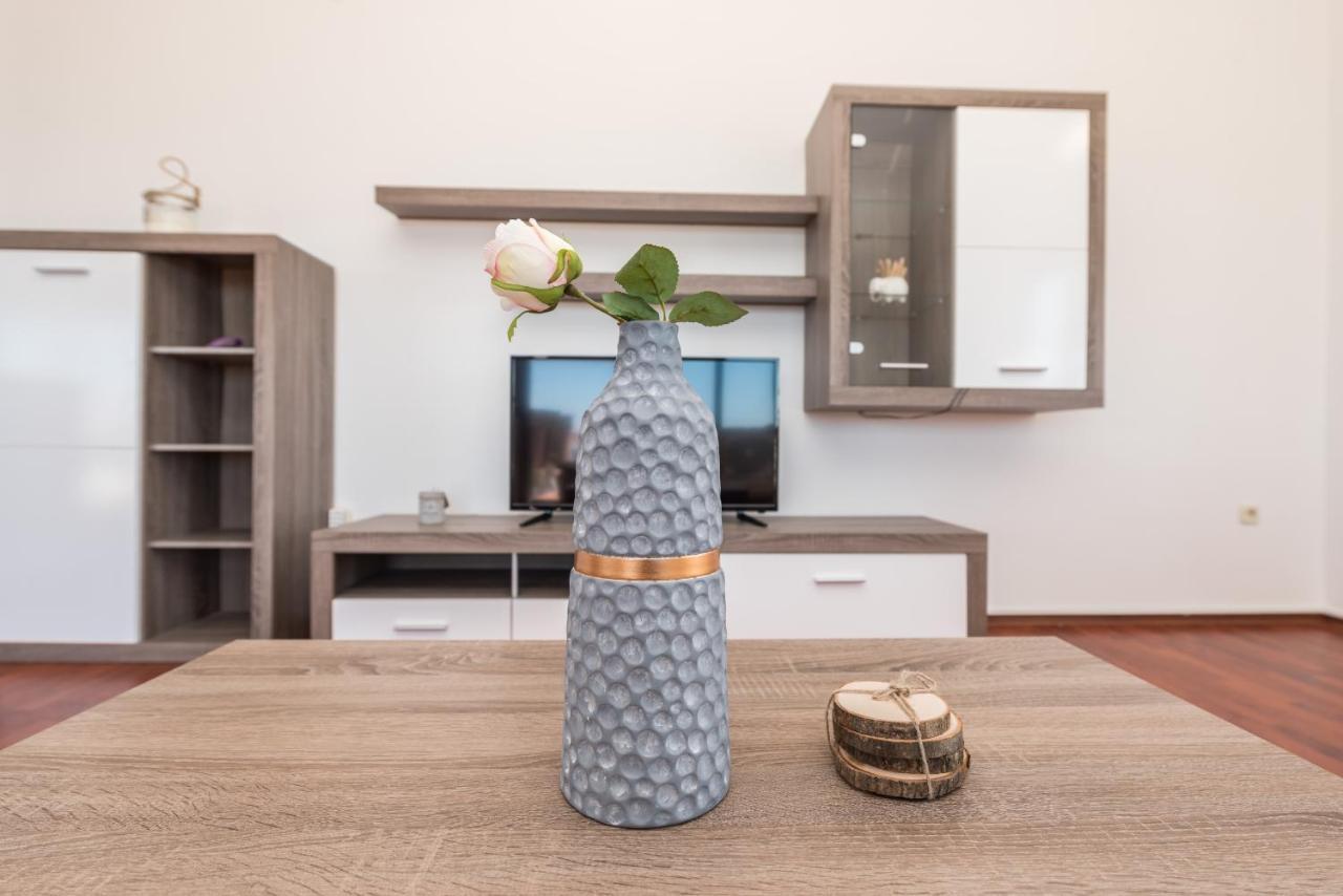 Apartment Astoria Zaton  Ngoại thất bức ảnh