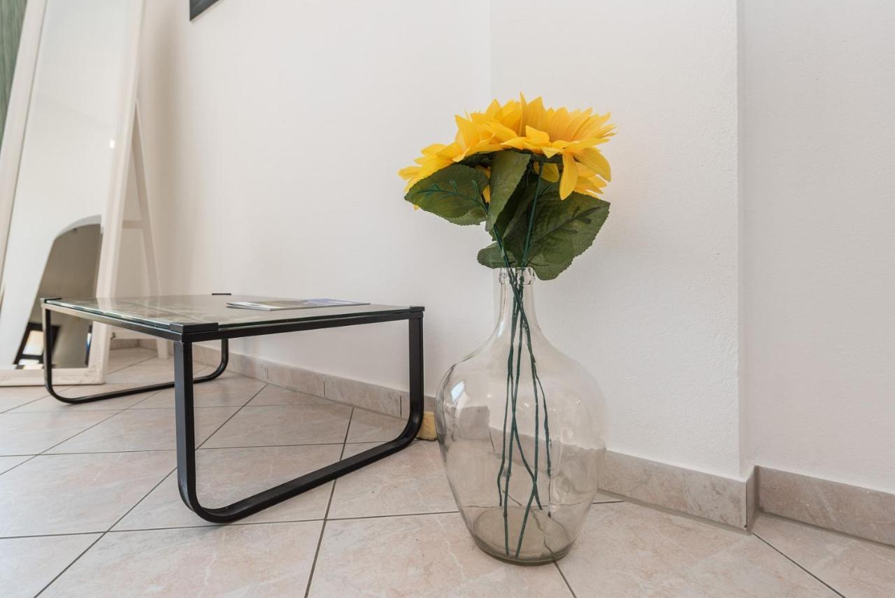 Apartment Astoria Zaton  Ngoại thất bức ảnh